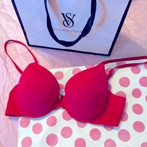 Sold! Victoria’s Secret Wear Everywhere Push-up 36B